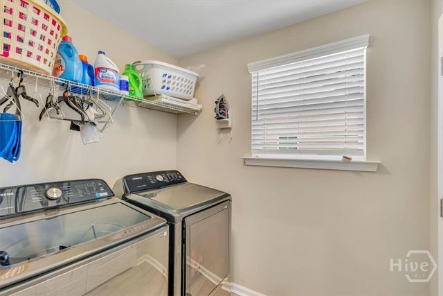 17 Shoefstall Street, Savannah, GA 31407