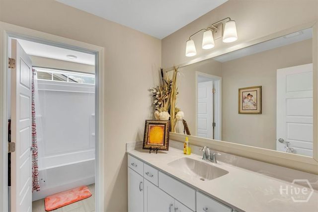 17 Shoefstall Street, Savannah, GA 31407