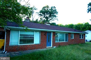 7948 OAK RD, Pasadena, MD 21122