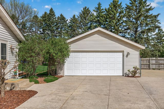 18278 Everton Court, Farmington, MN 55024