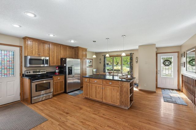 18278 Everton Court, Farmington, MN 55024