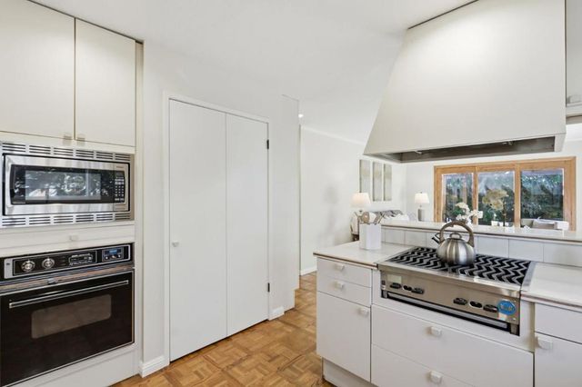 22408 Balustrol Court, Cupertino, CA 95014