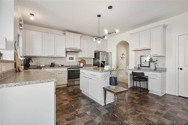 1219 Coachman Way, Sanford, NC 27332