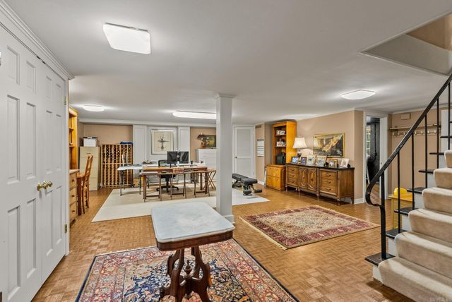 41 Pine Manor Drive, Little Rock, AR 72207