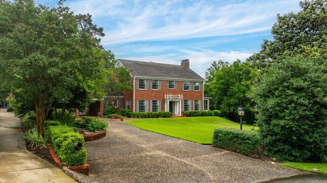 41 Pine Manor Drive, Little Rock, AR 72207