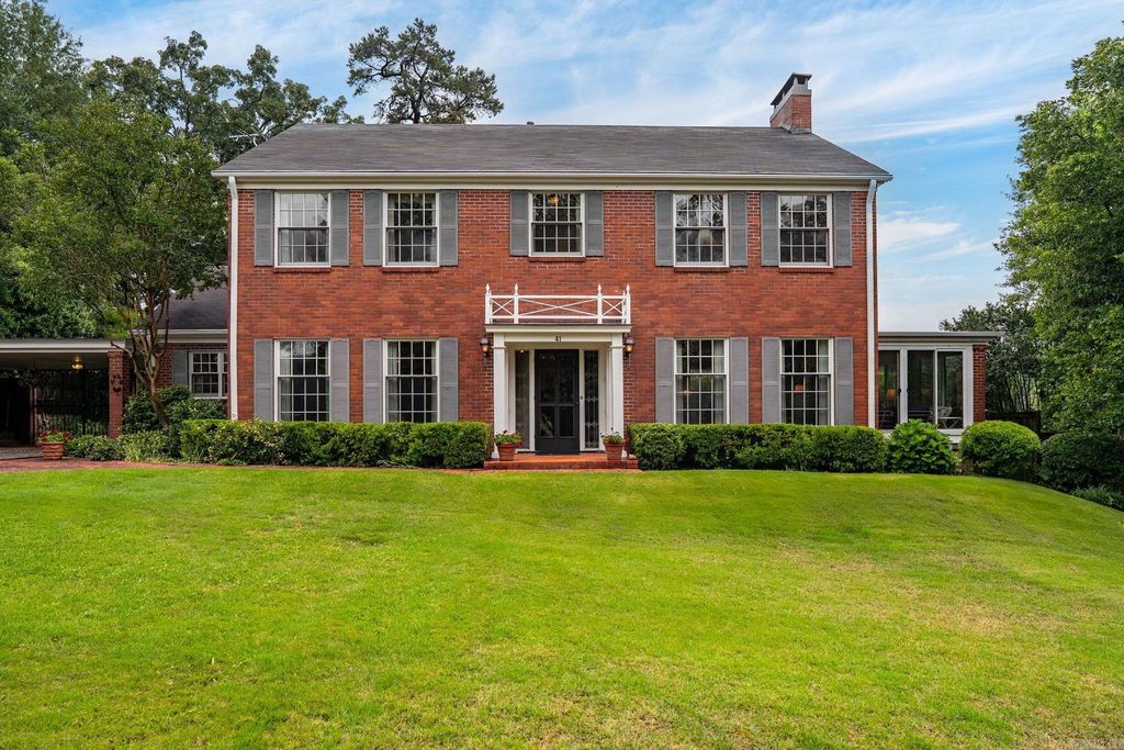 41 Pine Manor Drive, Little Rock, AR 72207
