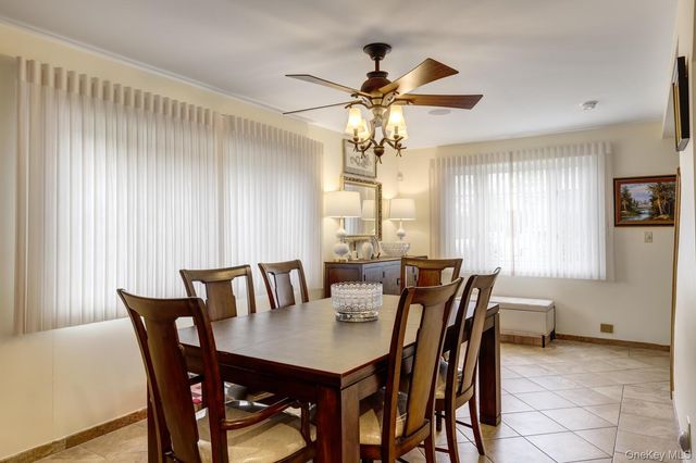 18 Loring Road, Levittown, NY 11756