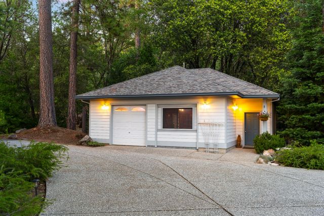 4649 Puerta Del Sol, Camino, CA 95709