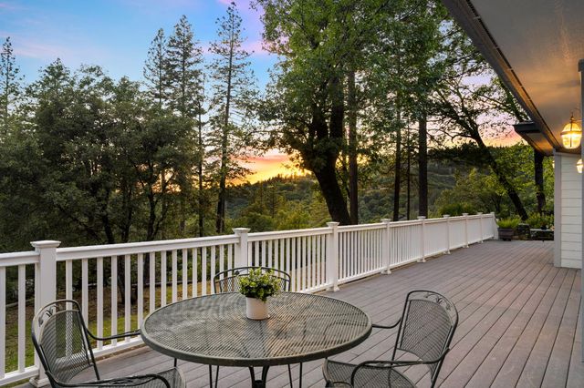 4649 Puerta Del Sol, Camino, CA 95709