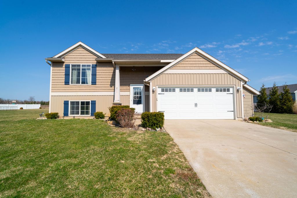 871 E Harmony Drive, Solon Twp, MI 49345