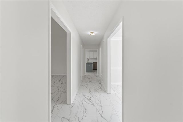 3760 Mountain Cove Road, Snellville, GA 30039