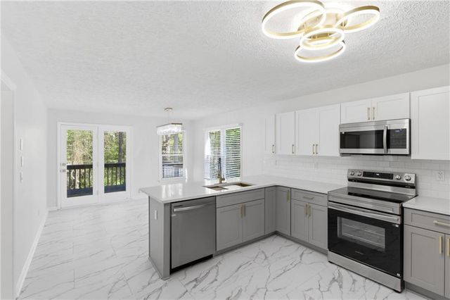 3760 Mountain Cove Road, Snellville, GA 30039
