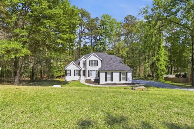 3760 Mountain Cove Road, Snellville, GA 30039