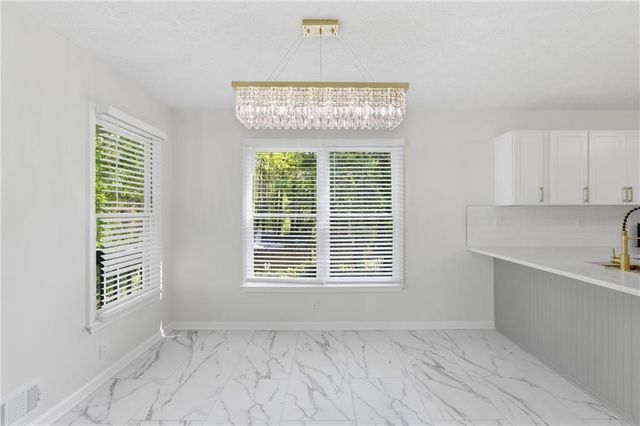3760 Mountain Cove Road, Snellville, GA 30039