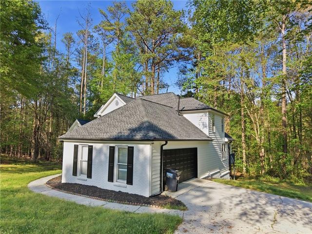 3760 Mountain Cove Road, Snellville, GA 30039