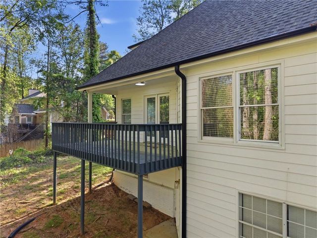 3760 Mountain Cove Road, Snellville, GA 30039