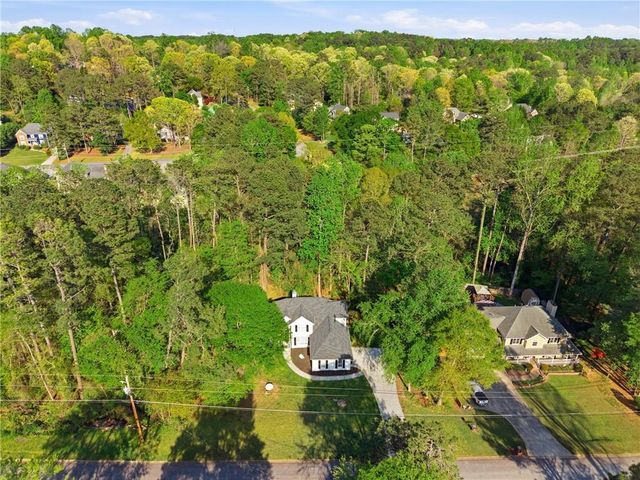 3760 Mountain Cove Road, Snellville, GA 30039