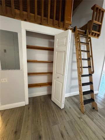 13640 SW 102nd Ln, Miami, FL 33186