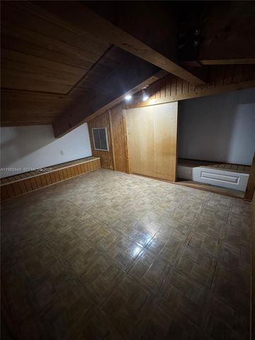 13640 SW 102nd Ln, Miami, FL 33186