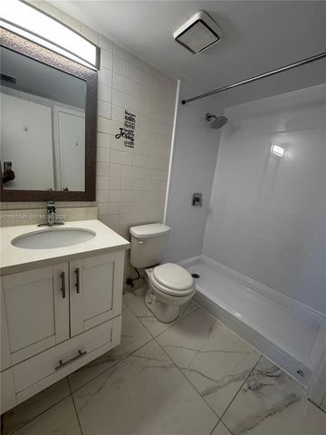 13640 SW 102nd Ln, Miami, FL 33186