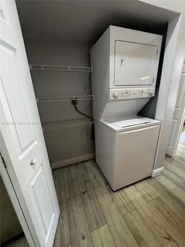 13640 SW 102nd Ln, Miami, FL 33186