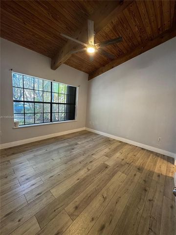 13640 SW 102nd Ln, Miami, FL 33186