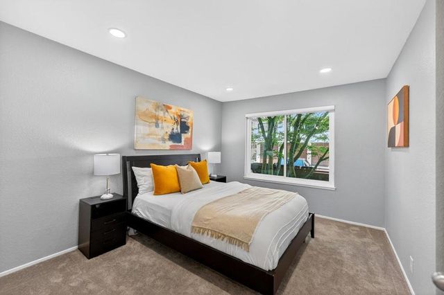 22103 Vista Del Plaza Lane 22, Hayward, CA 94541