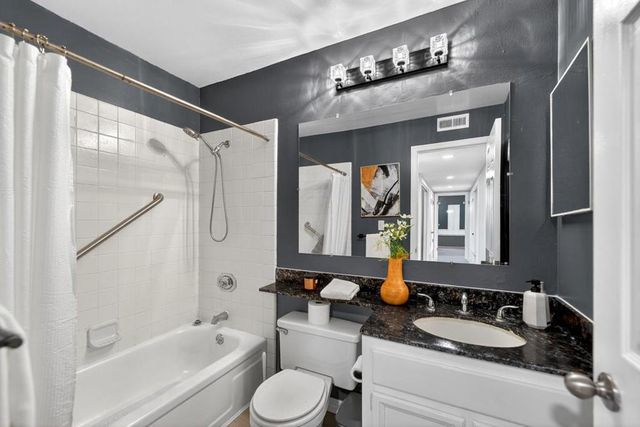 22103 Vista Del Plaza Lane 22, Hayward, CA 94541