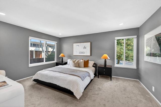 22103 Vista Del Plaza Lane 22, Hayward, CA 94541