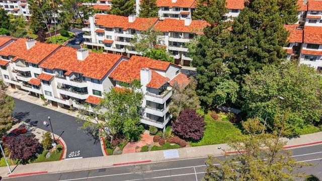 22103 Vista Del Plaza Lane 22, Hayward, CA 94541