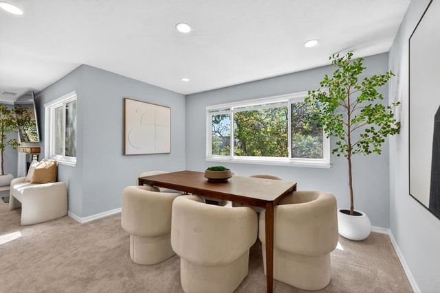 22103 Vista Del Plaza Lane 22, Hayward, CA 94541