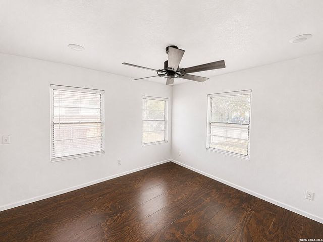 235 Benita, San Antonio, TX 78210