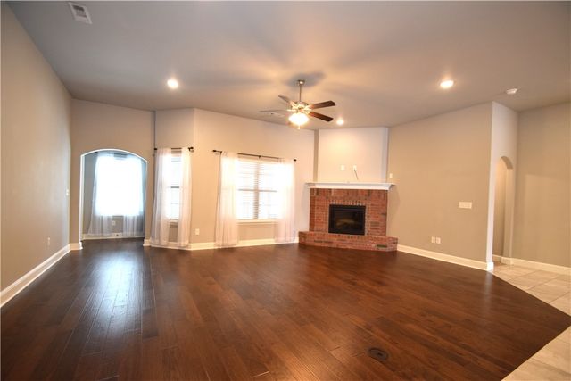 4504 SW Plumley Avenue, Bentonville, AR 72713