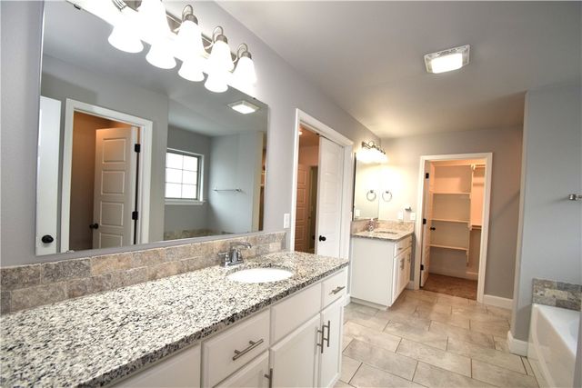 4504 SW Plumley Avenue, Bentonville, AR 72713