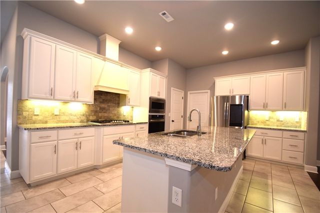 4504 SW Plumley Avenue, Bentonville, AR 72713