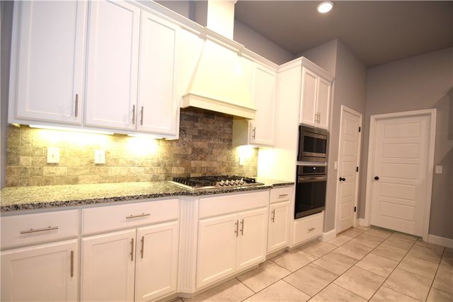 4504 SW Plumley Avenue, Bentonville, AR 72713