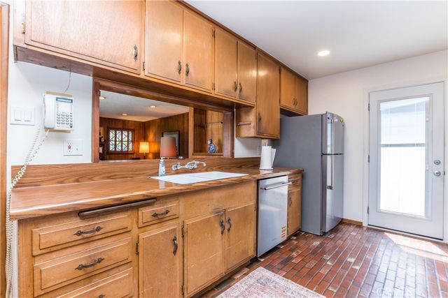 7161 El Rey, Buena Park, CA 90620