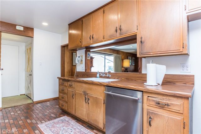 7161 El Rey, Buena Park, CA 90620