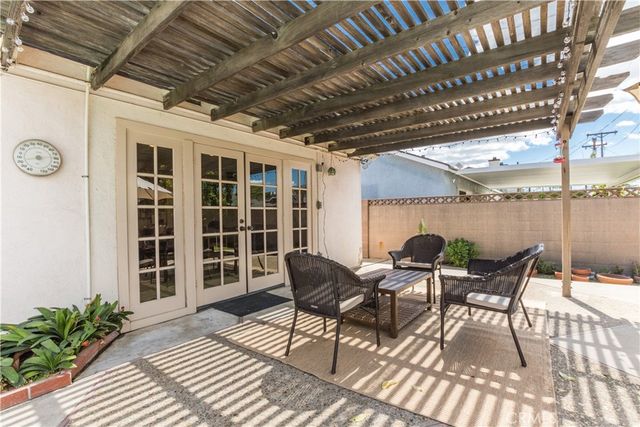 7161 El Rey, Buena Park, CA 90620