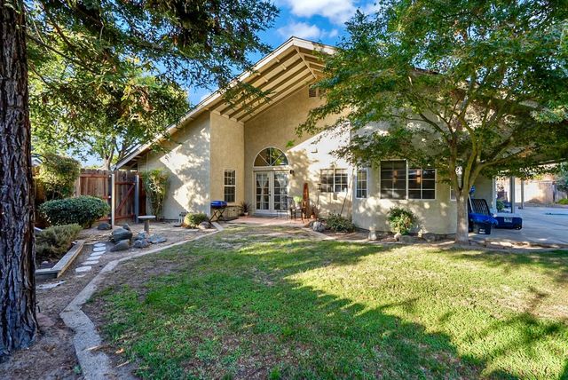 2804 Van Tuyl Pl, Modesto, CA 95356