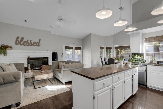 2804 Van Tuyl Pl, Modesto, CA 95356