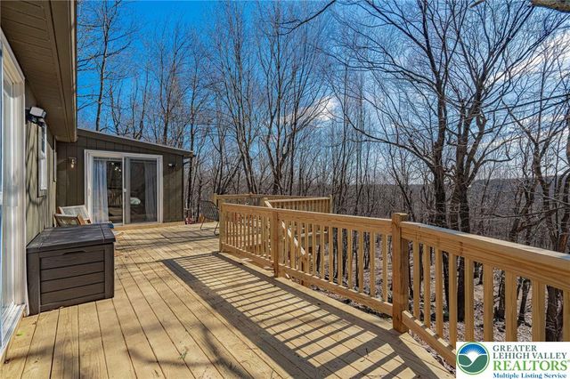 121 Algonquin Trail, Tunkhannock Twp, PA 18210