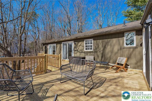 121 Algonquin Trail, Tunkhannock Twp, PA 18210