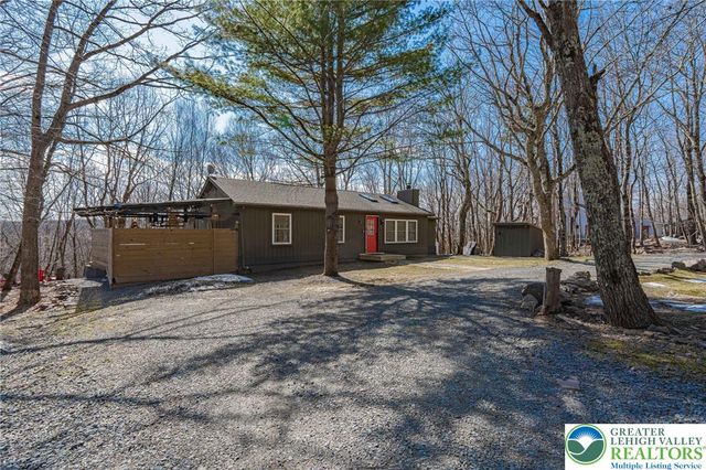 121 Algonquin Trail, Tunkhannock Twp, PA 18210