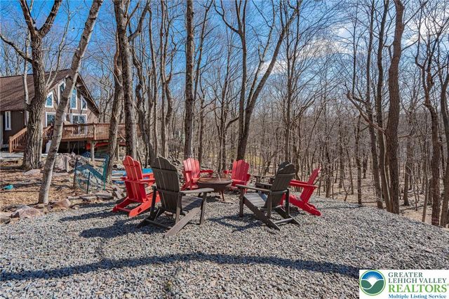 121 Algonquin Trail, Tunkhannock Twp, PA 18210