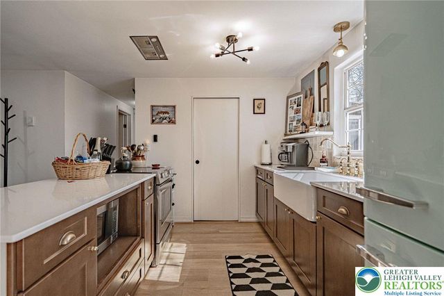 121 Algonquin Trail, Tunkhannock Twp, PA 18210