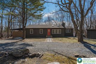 121 Algonquin Trail, Tunkhannock Twp, PA 18210