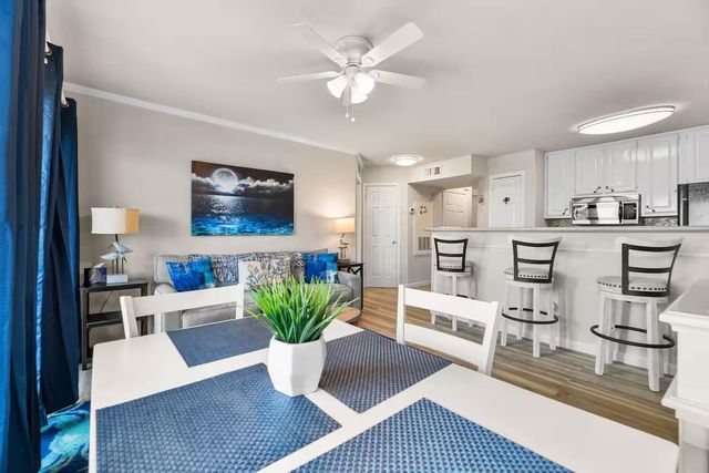 9520 Seawall Boulevard 130, Galveston, TX 77554