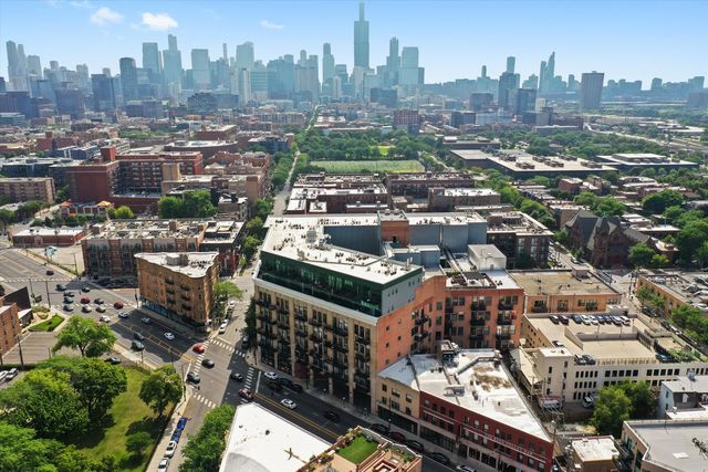1645 W Ogden Avenue 435, Chicago, IL 60612