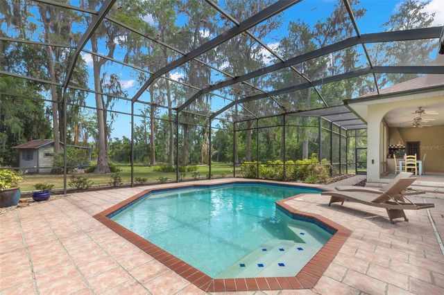 19229 BLOUNT ROAD, Lutz, FL 33558